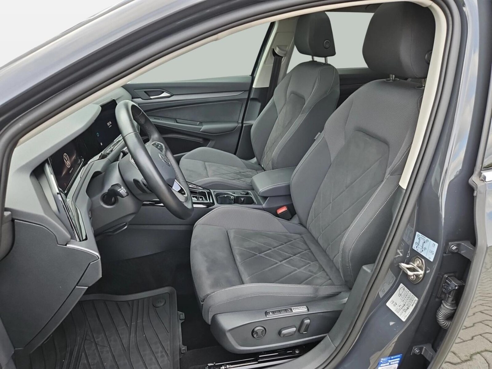 Volkswagen Golf Variant – Bild 10