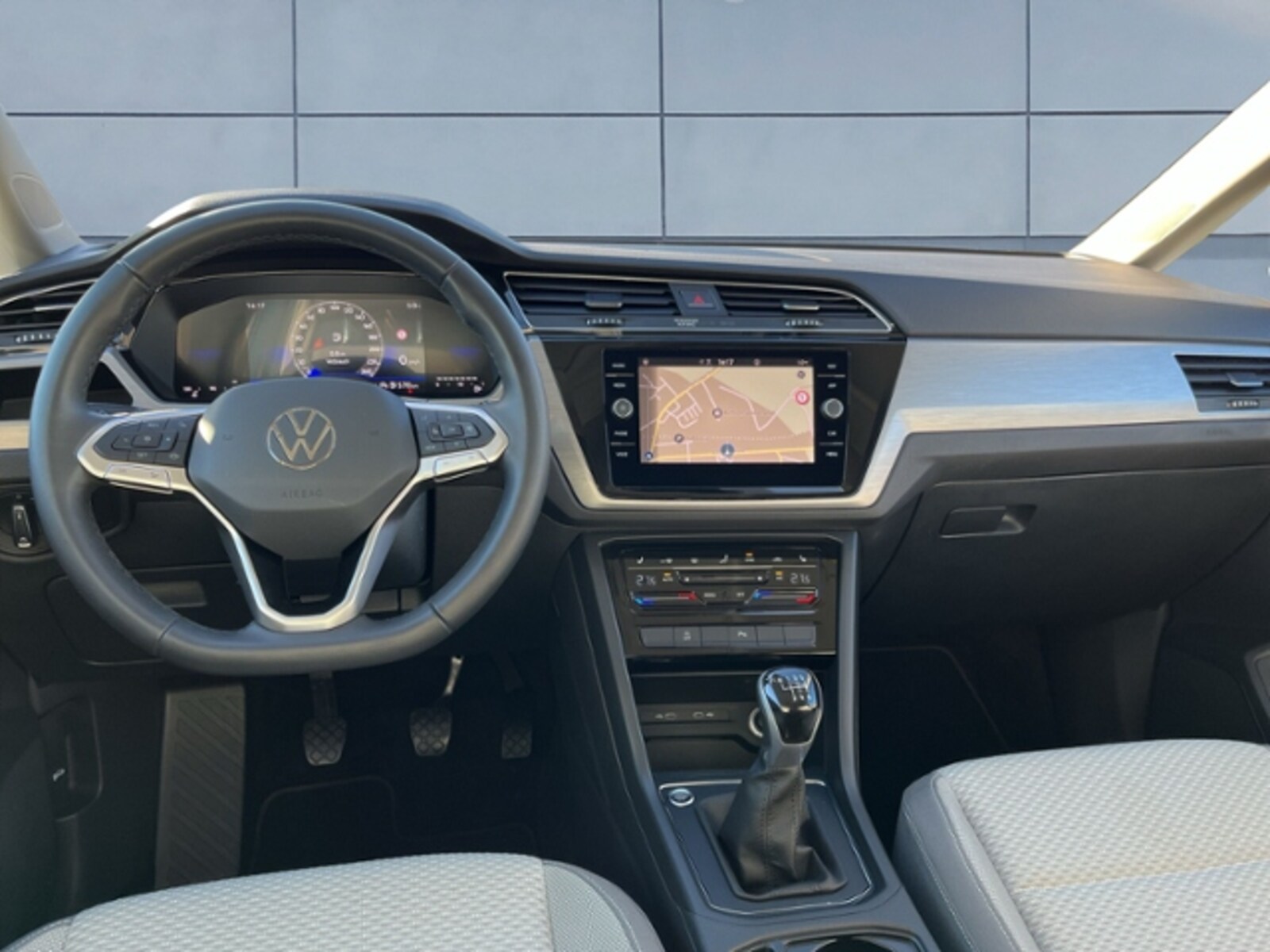 Volkswagen Touran – Bild 5