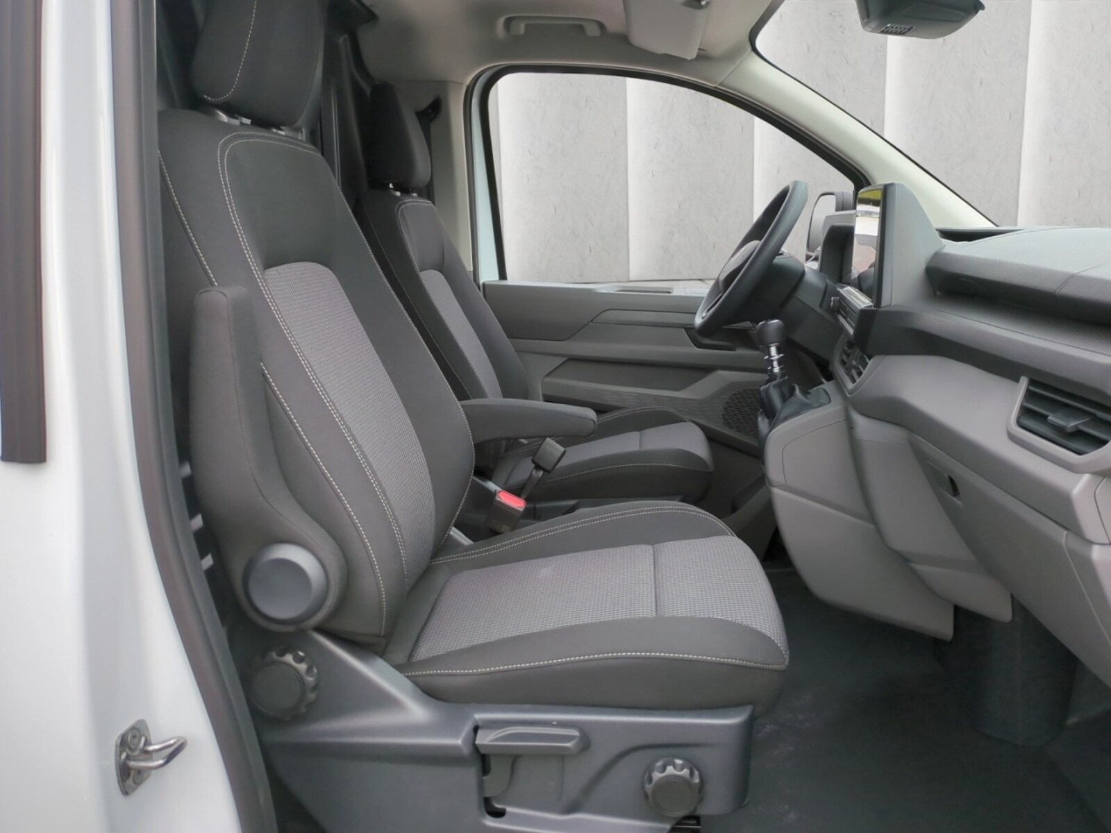 Volkswagen Transporter Kasten kurzer Radstand – Bild 8
