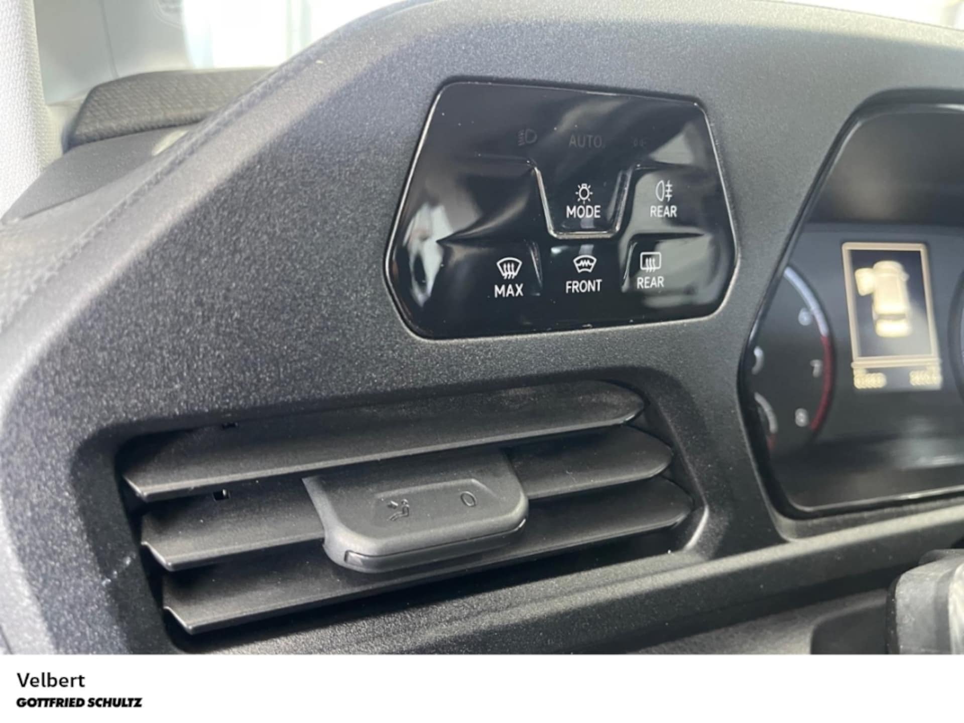 Volkswagen Caddy Basis-Modell