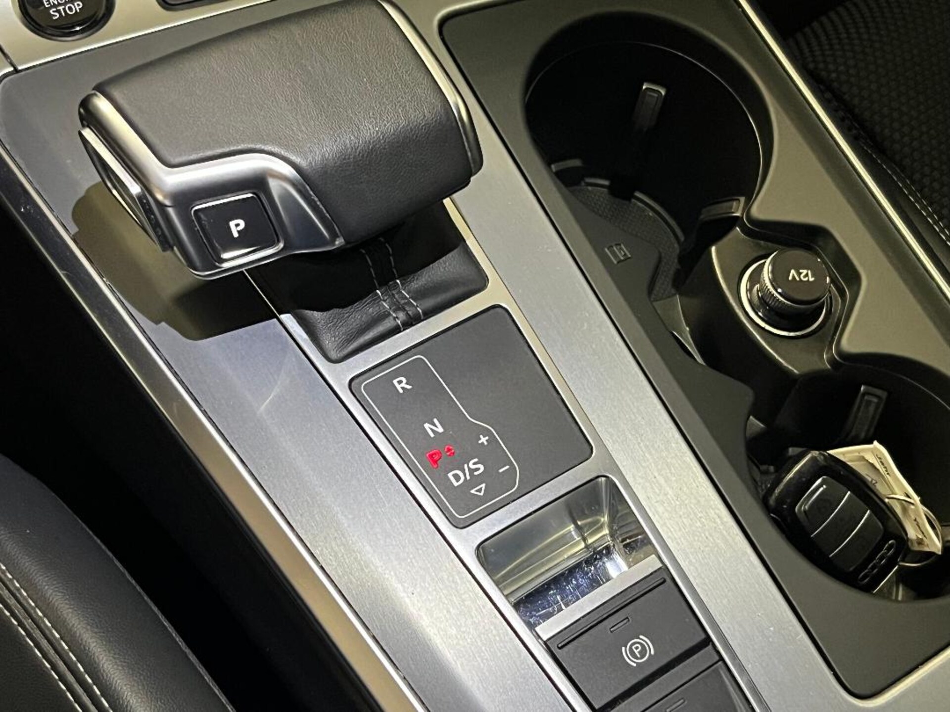 Audi A6 Avant S line