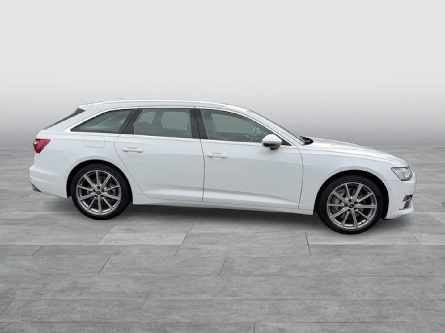Bild über Audi A6 Avant TFSI e advanced 50 TFSI e quattro S tronic - für weitere Informationen kontaktieren Sie den Audi Partner