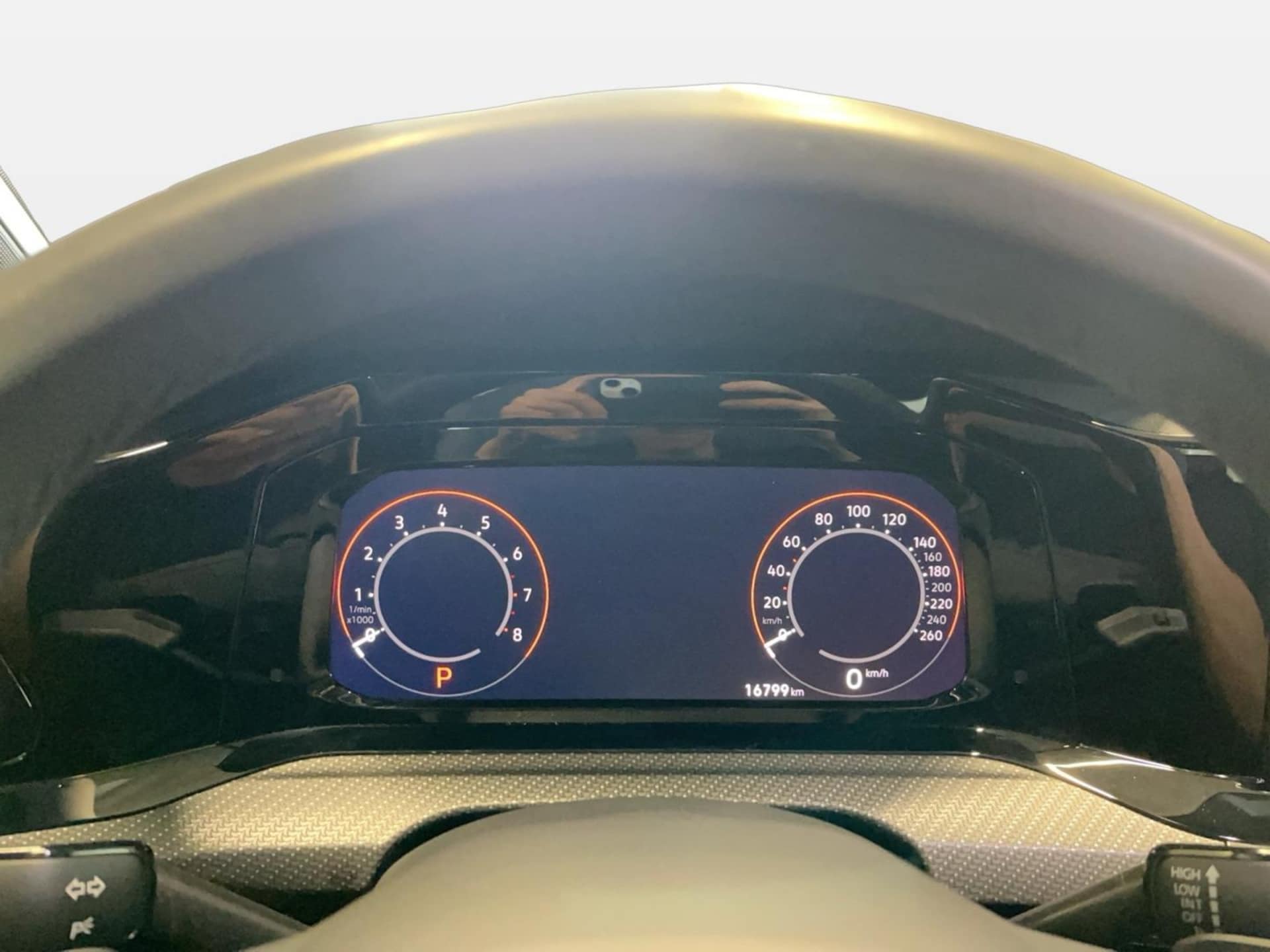 Volkswagen Golf R-Line