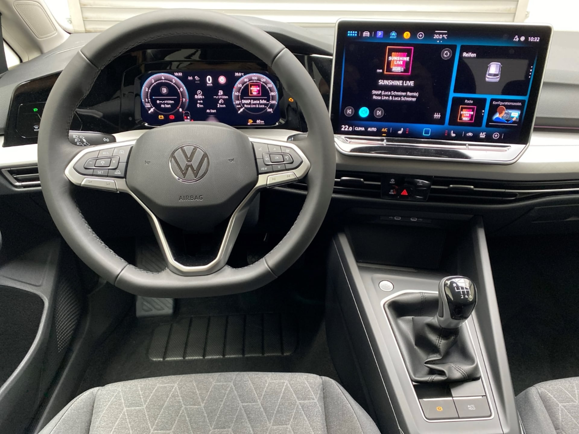 Volkswagen Golf Life