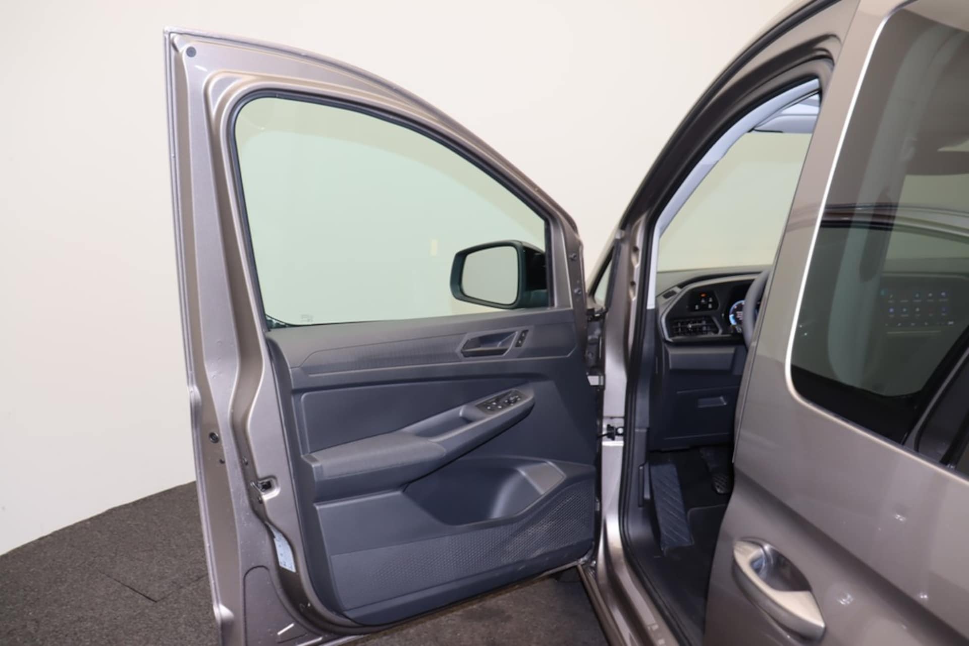 Volkswagen Caddy Basis-Modell
