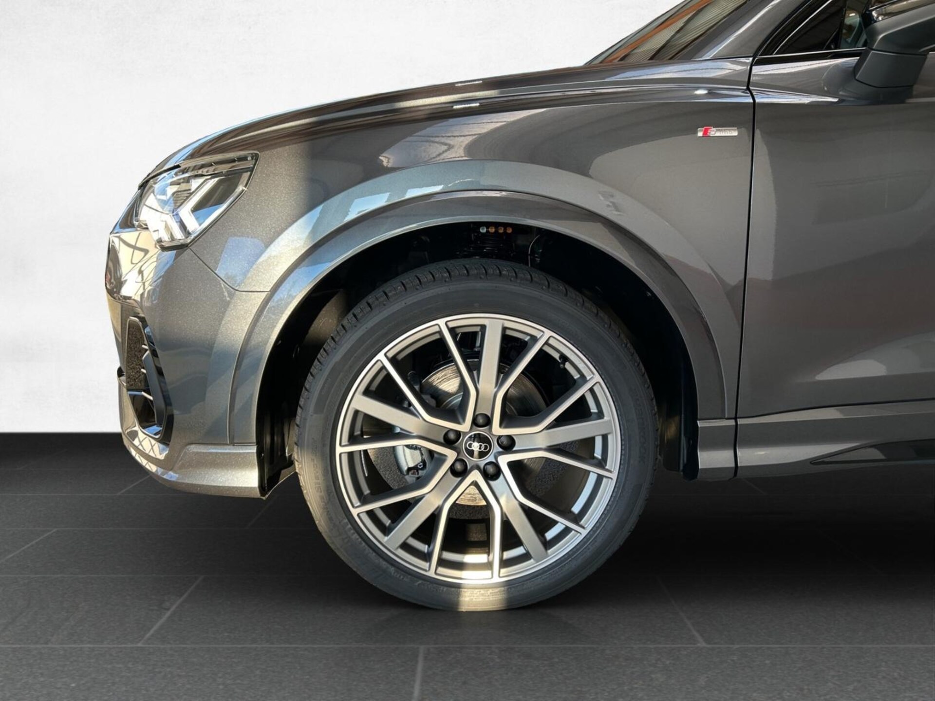 Audi Q3 SUV S line
