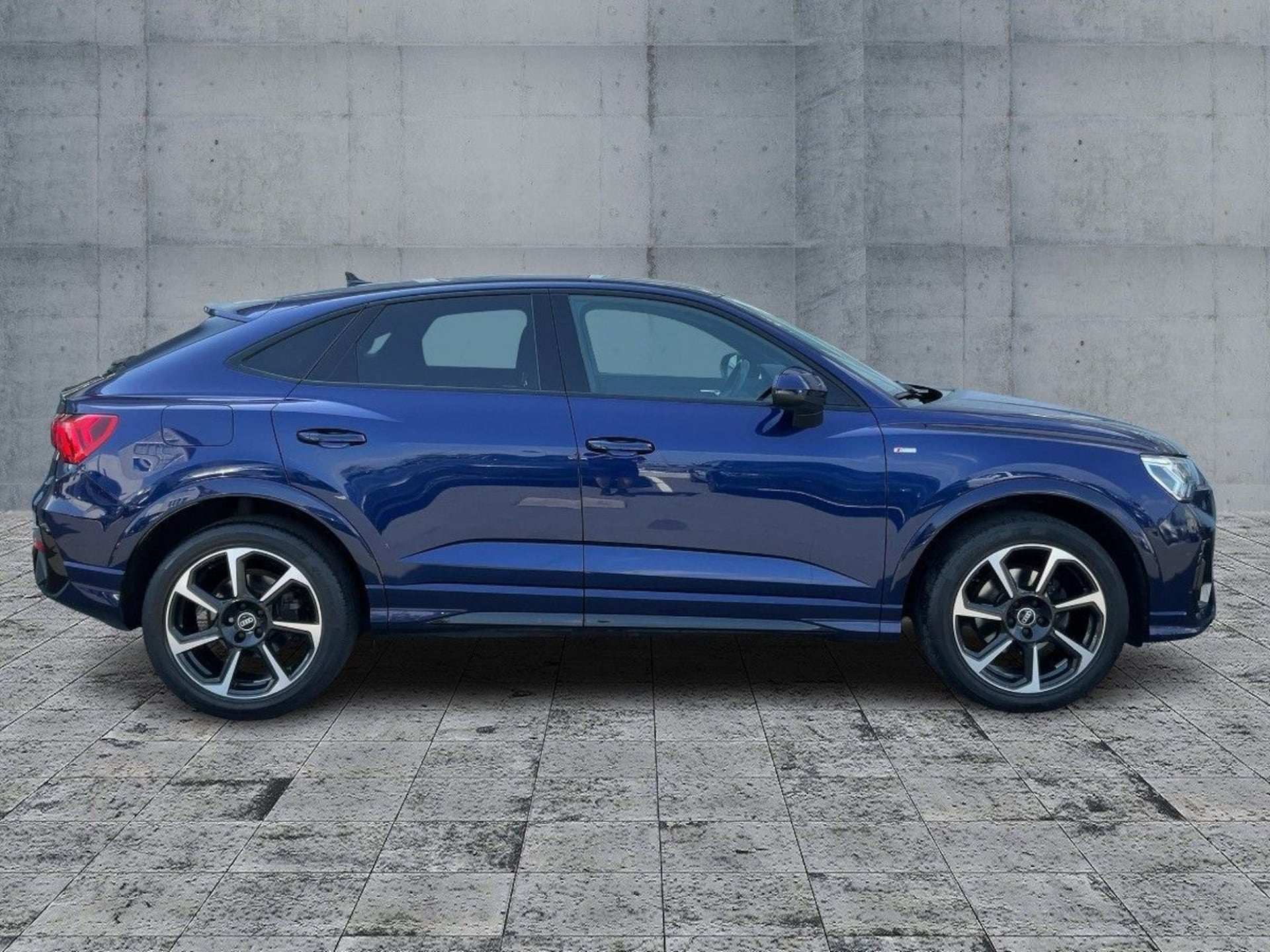 Audi Q3 Sportback S line
