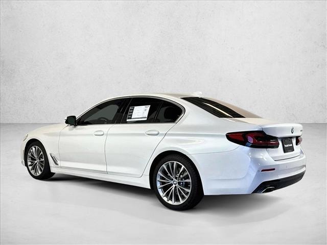 2023 BMW 530