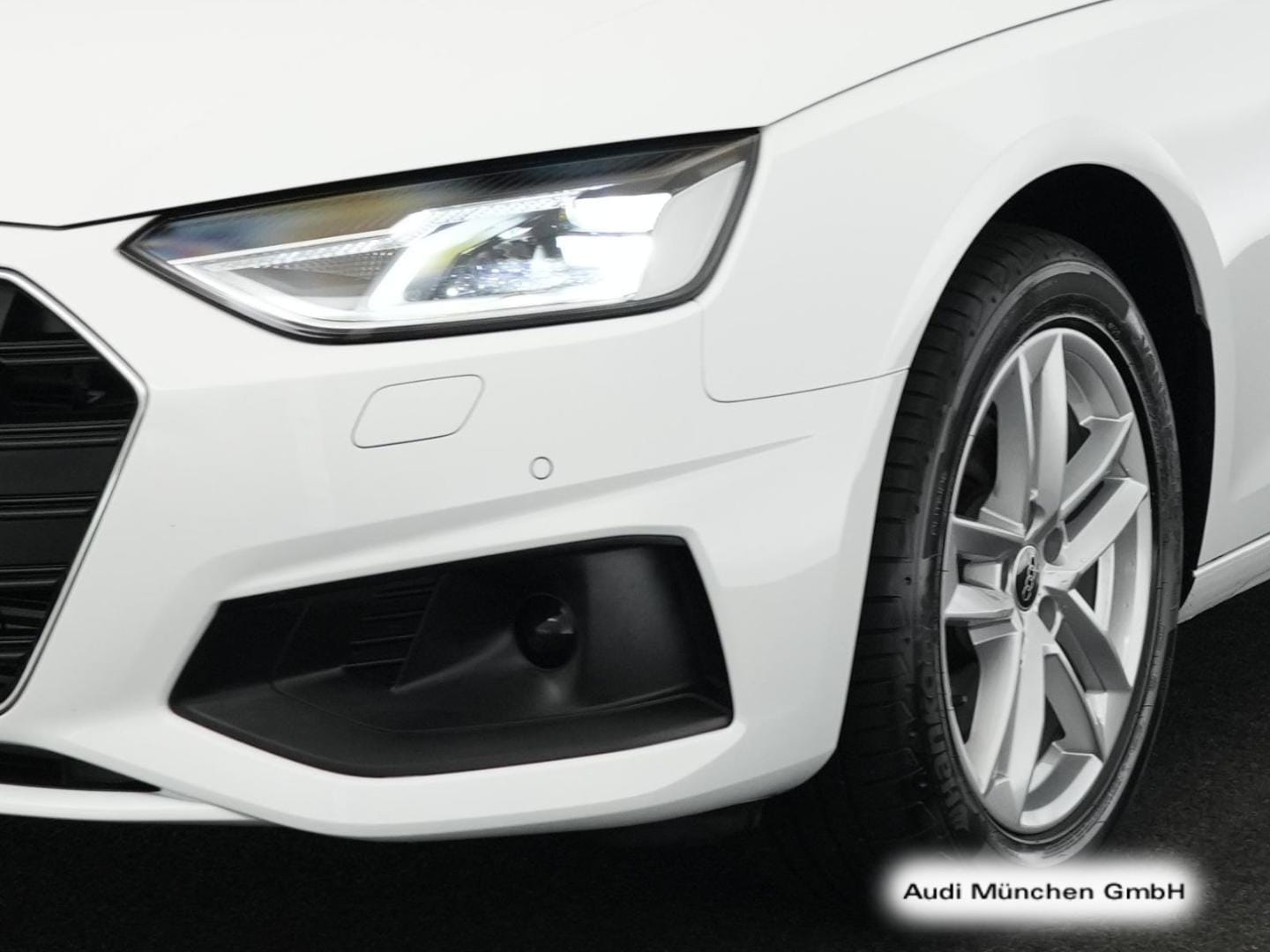 Bild über Audi A4 Avant 35 TFSI S tronic - für weitere Informationen kontaktieren Sie den Audi Partner
