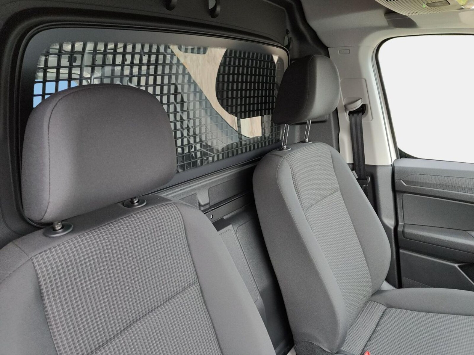 Volkswagen Caddy Cargo – Bild 12