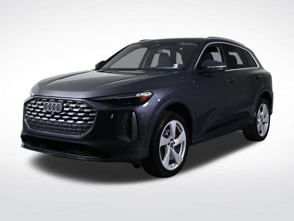 2025 Audi Q5 40 Premium Plus's photo