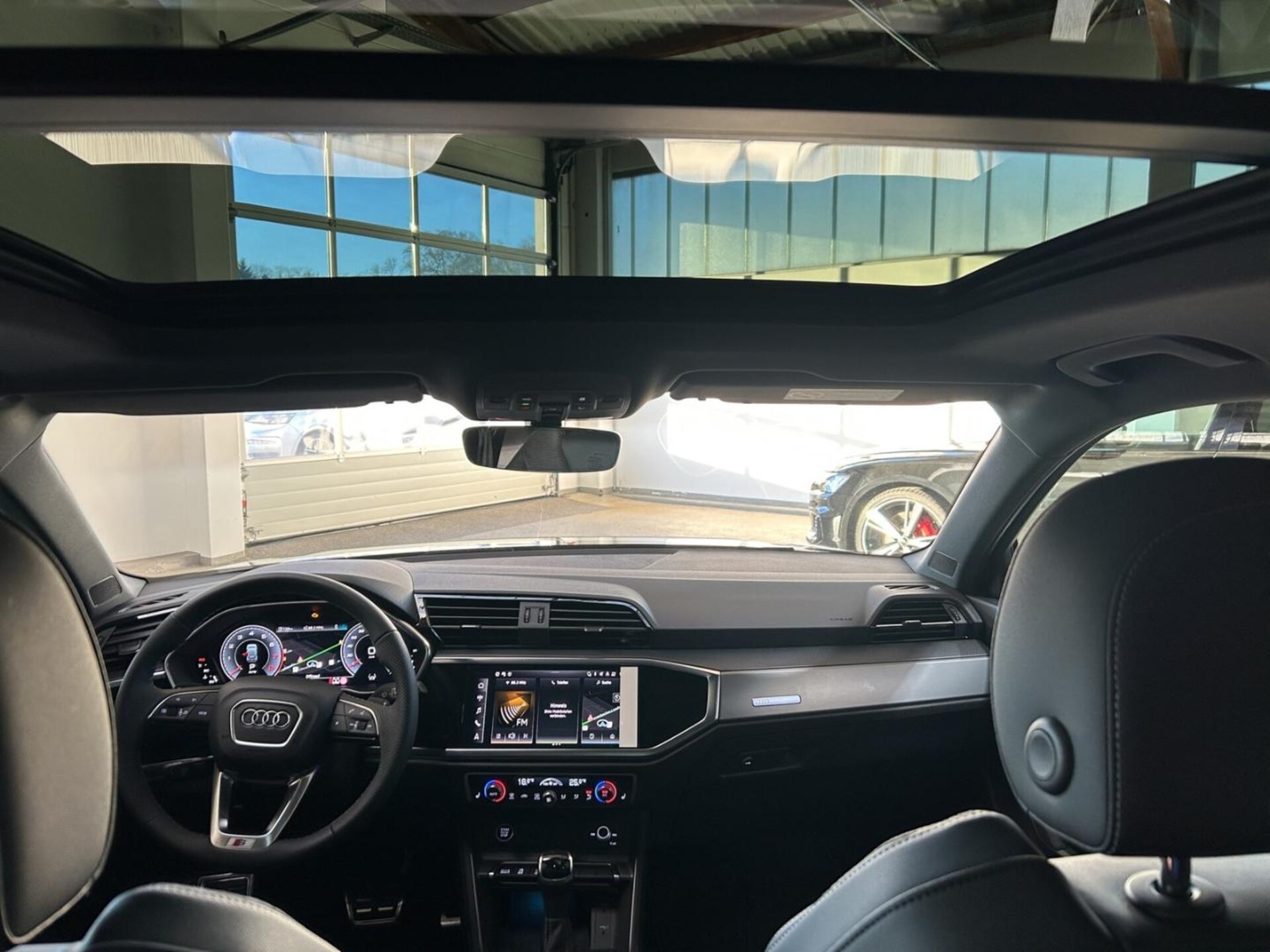 Audi Q3 SUV S line