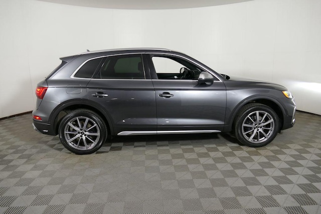 2023 Audi SQ5