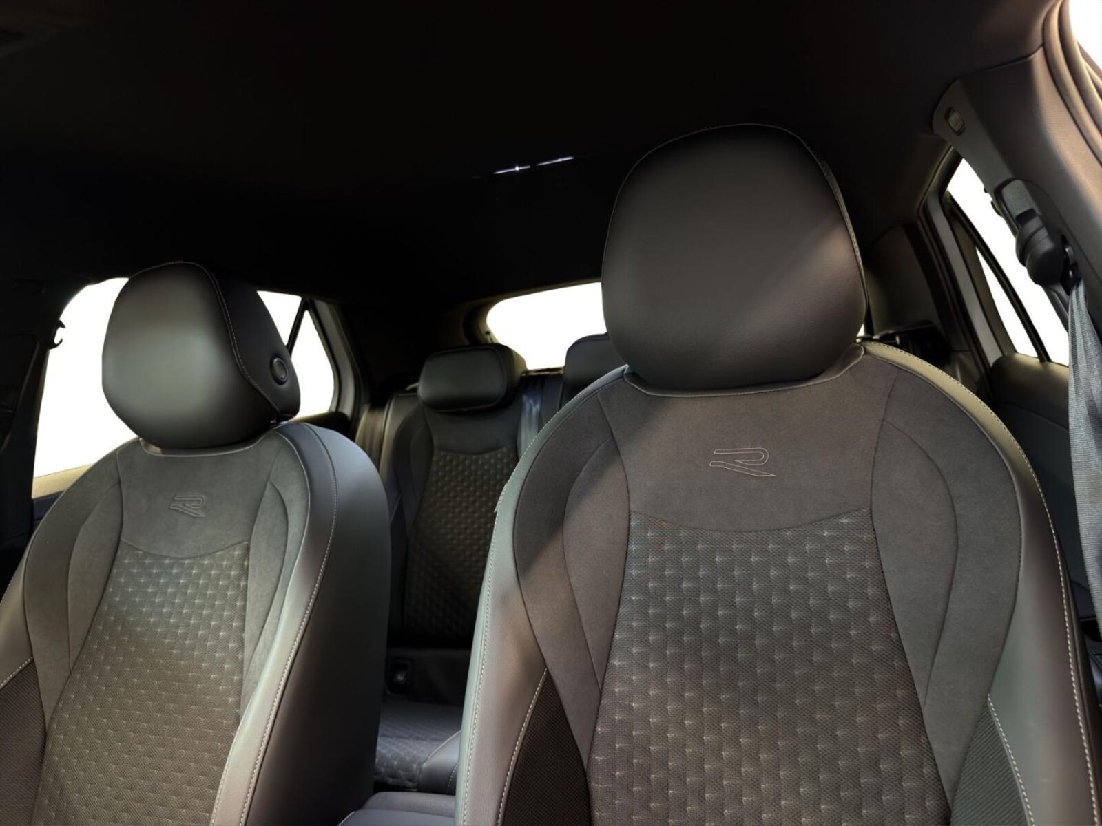 Volkswagen T-Roc – Bild 9