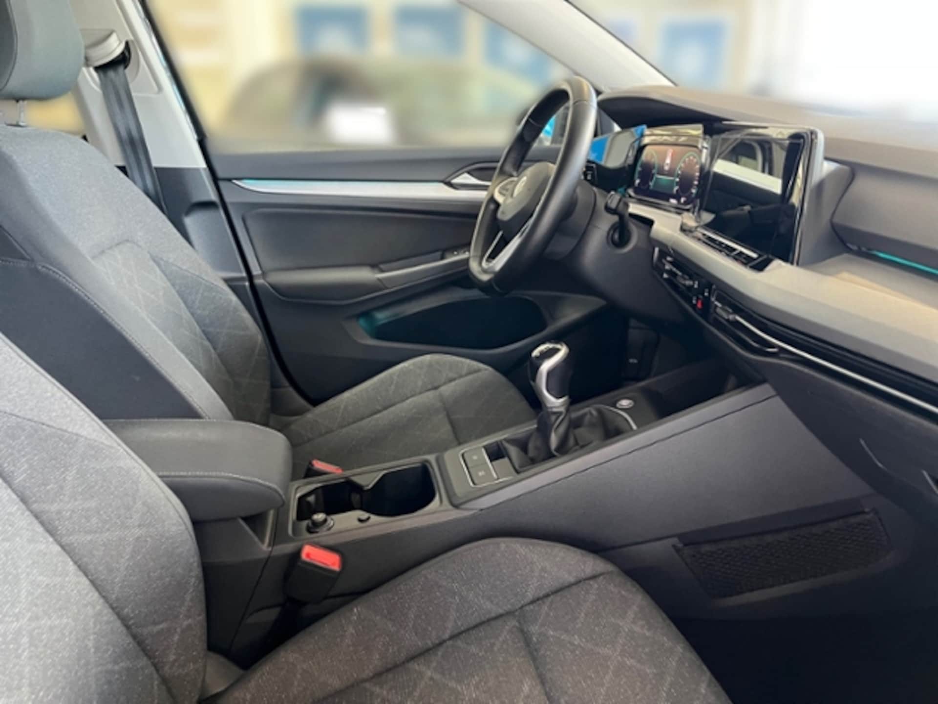 Volkswagen Golf Variant Life