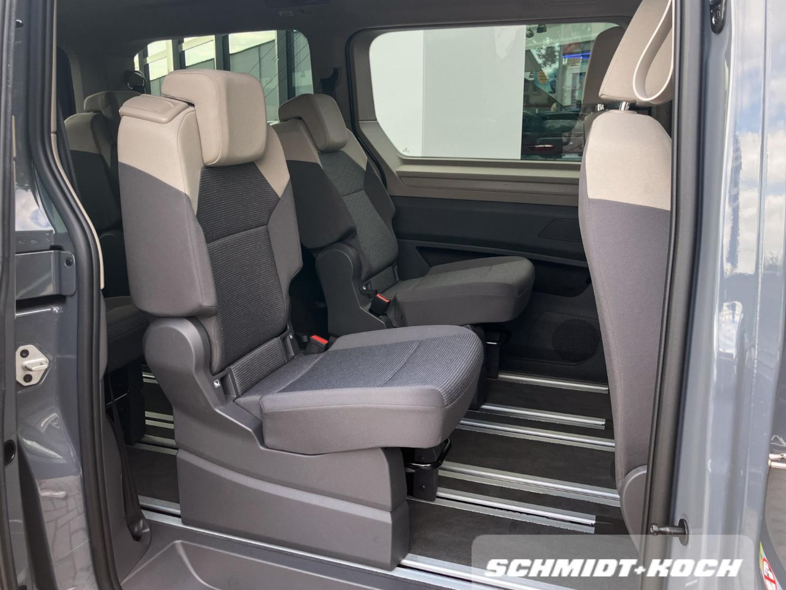 Volkswagen Multivan Langversion – Bild 8