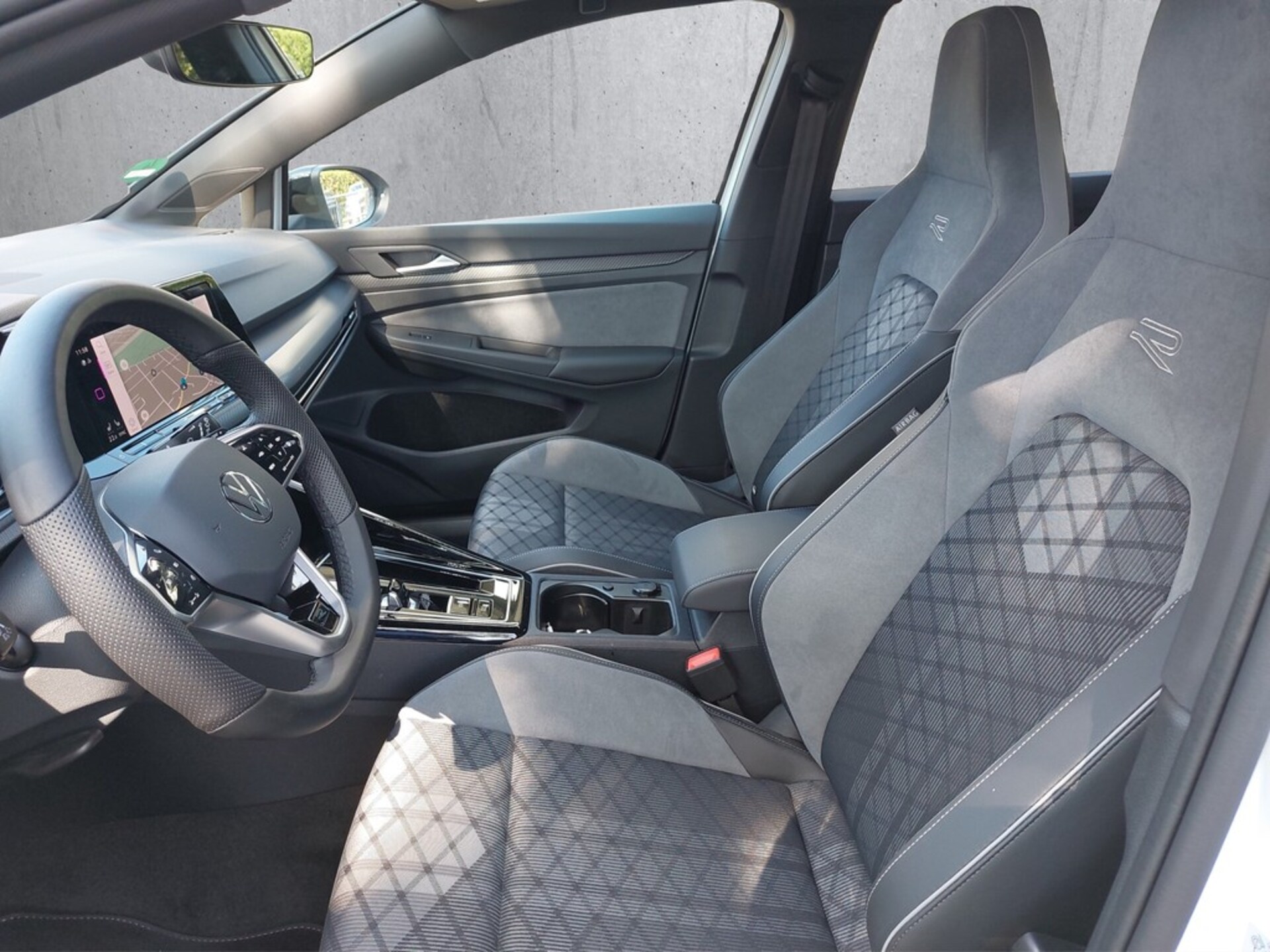 Volkswagen Golf R-Line