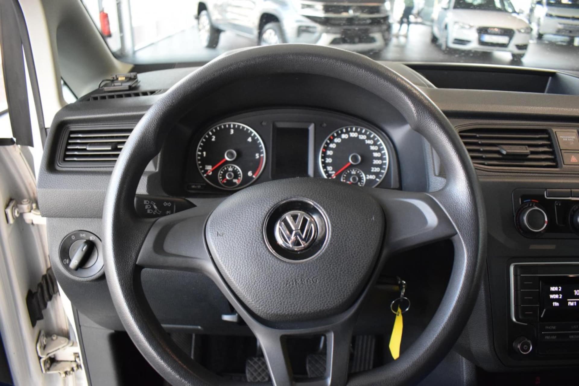 Volkswagen Caddy Maxi Kasten Basis-Modell