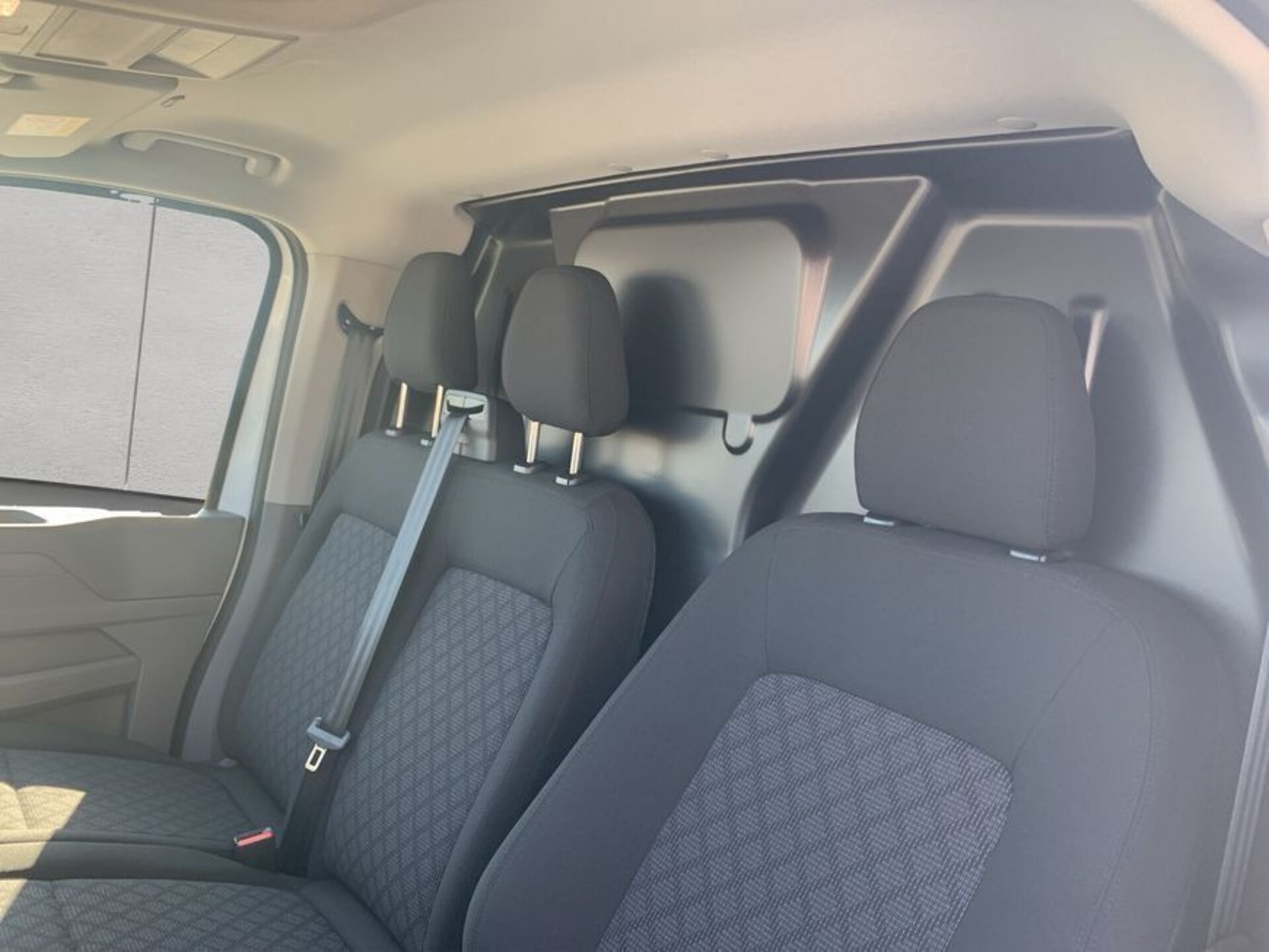 Volkswagen Transporter Kasten kurzer Radstand