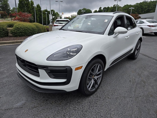 2023 Porsche Macan