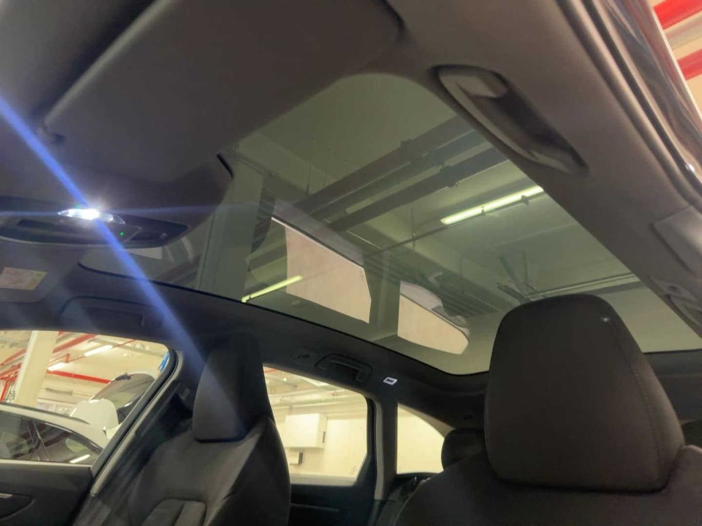 Bild über Audi A6 Avant TFSI 150 kW S tronic - für weitere Informationen kontaktieren Sie den Audi Partner
