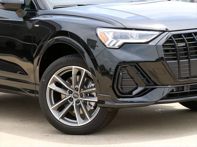 2025 AUDI Q3 - Image 4