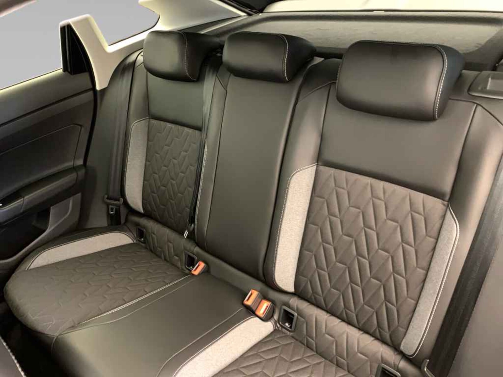 Volkswagen Taigo – Bild 11