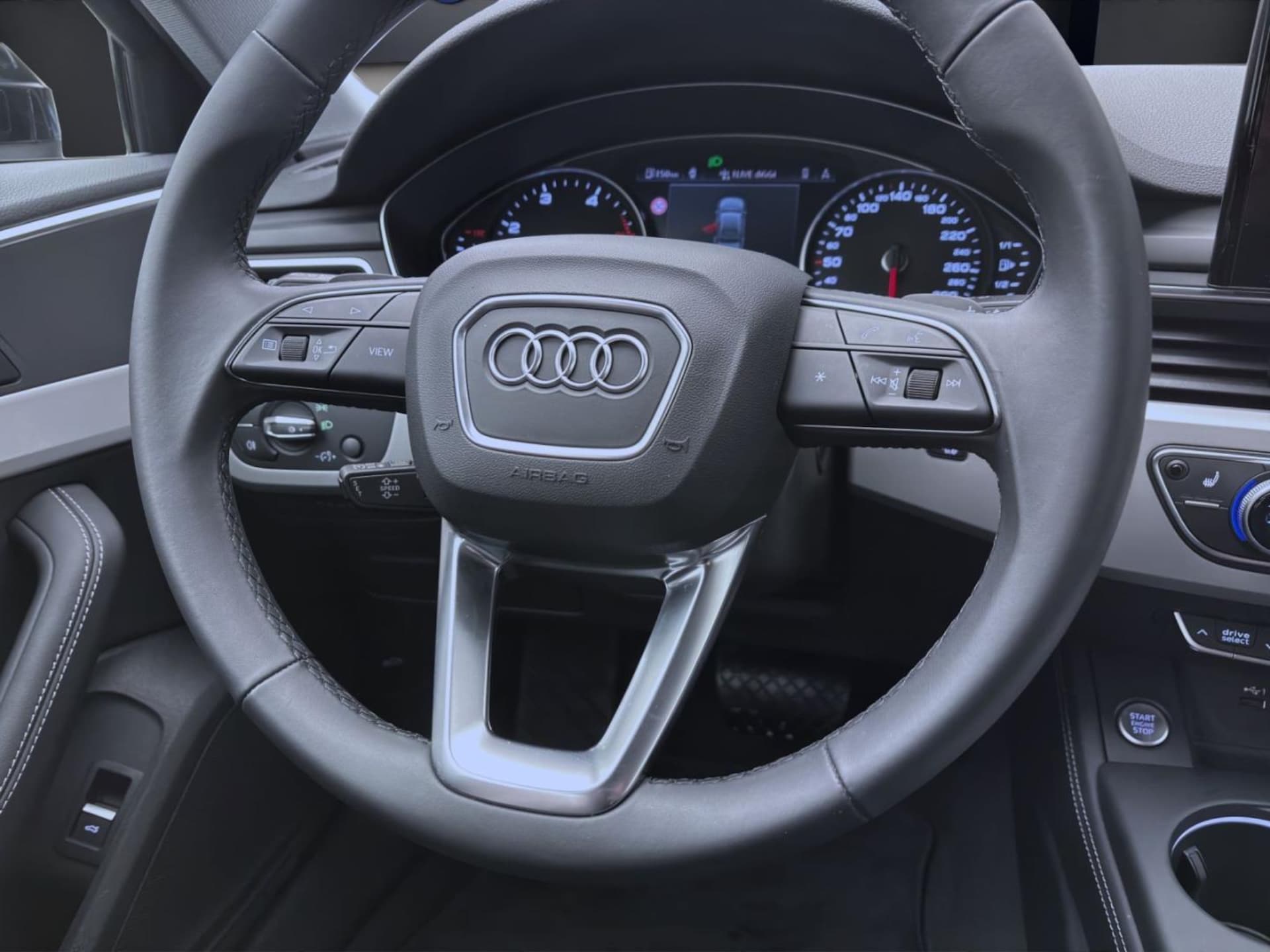 Audi A4 Limousine Advanced