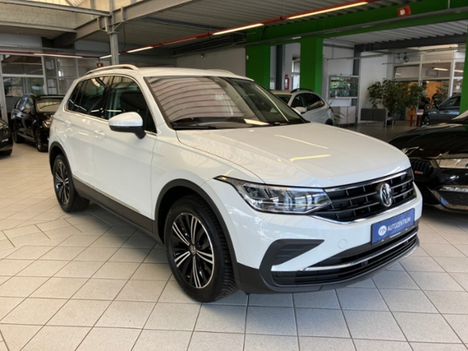 Volkswagen Tiguan – Bild 2