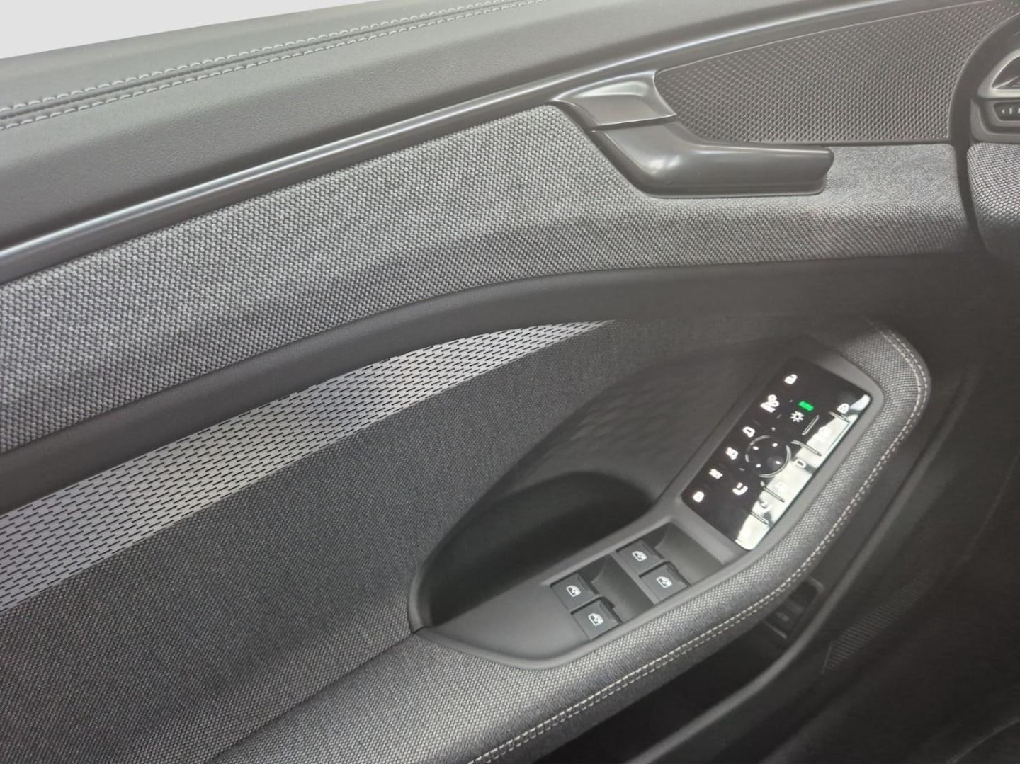 Bild über Audi A6 Limousine edition one TDI quattro 150 kW S tronic - für weitere Informationen kontaktieren Sie den Audi Partner