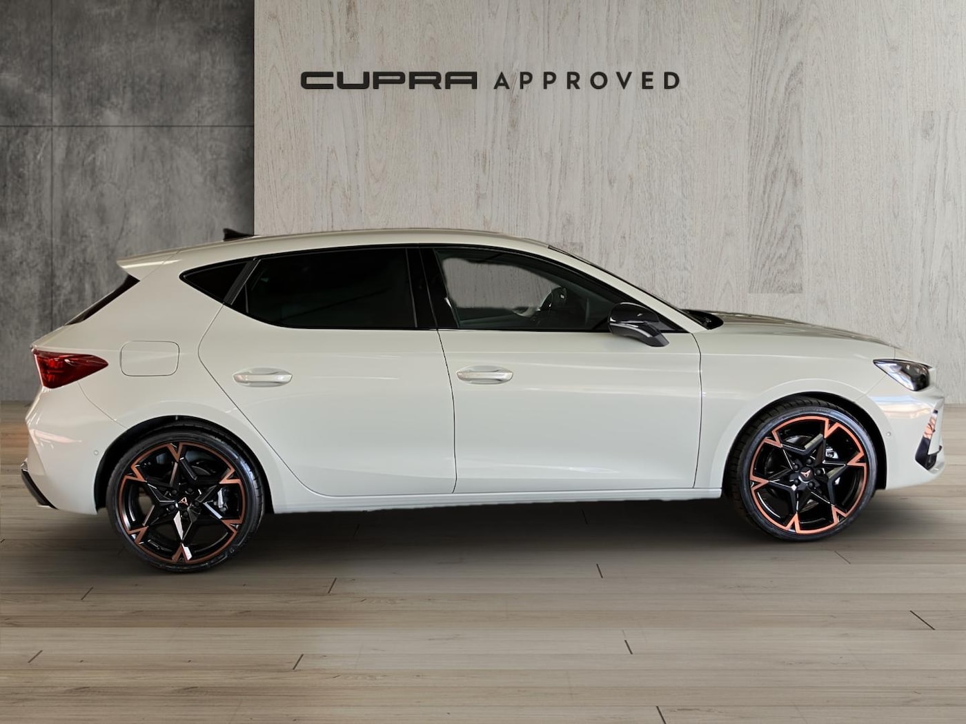 CUPRA Leon León 1.5 eTSI DSG 110 kW (150 CV) — photo 3