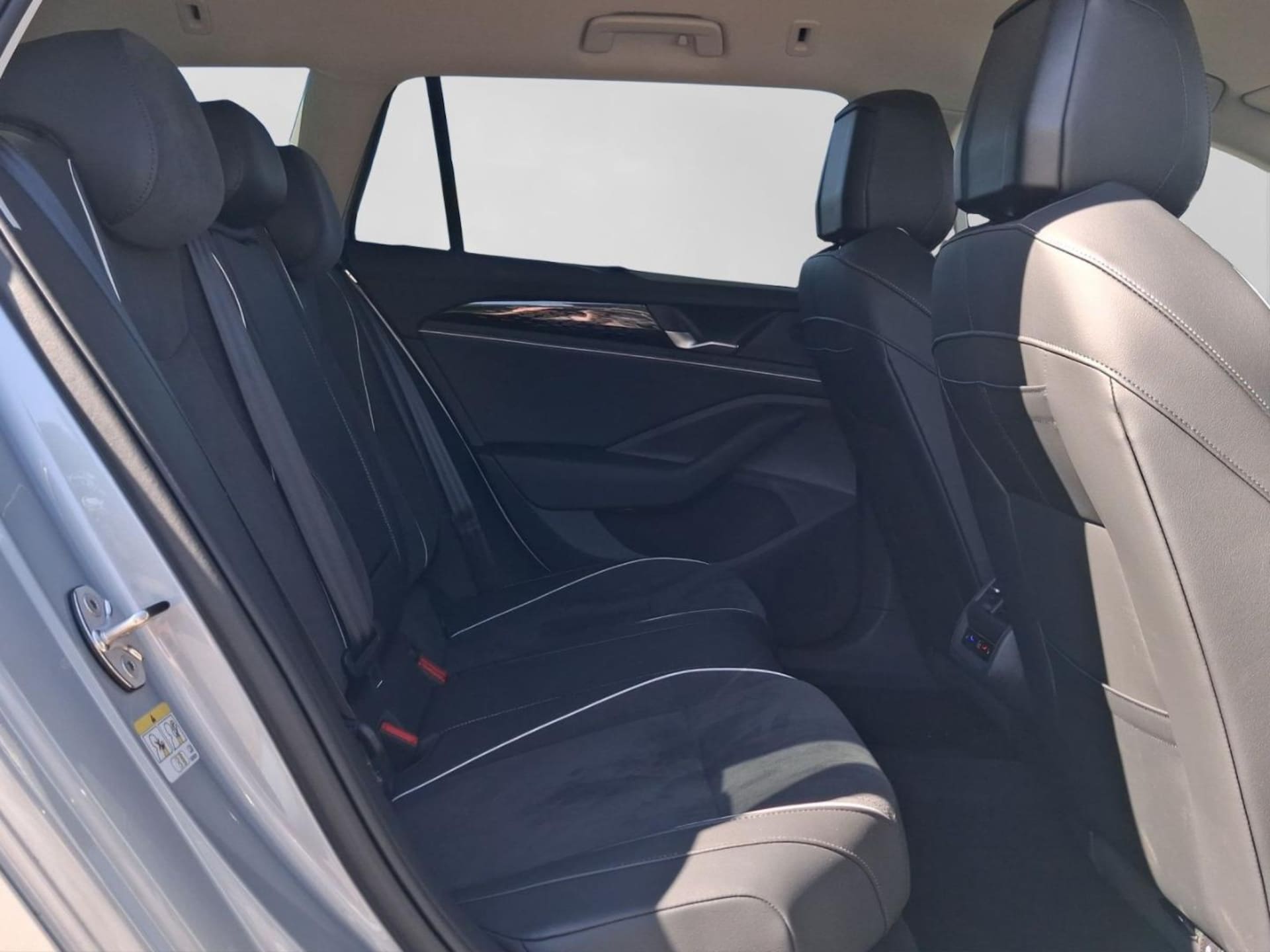 Volkswagen Passat Business