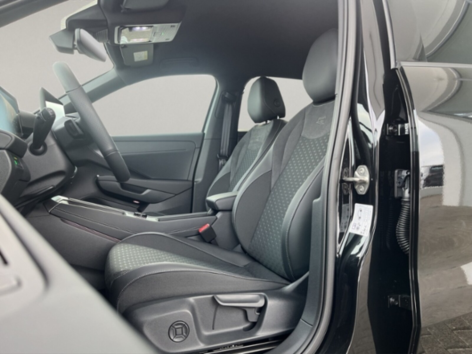 Volkswagen T-Roc – Bild 11