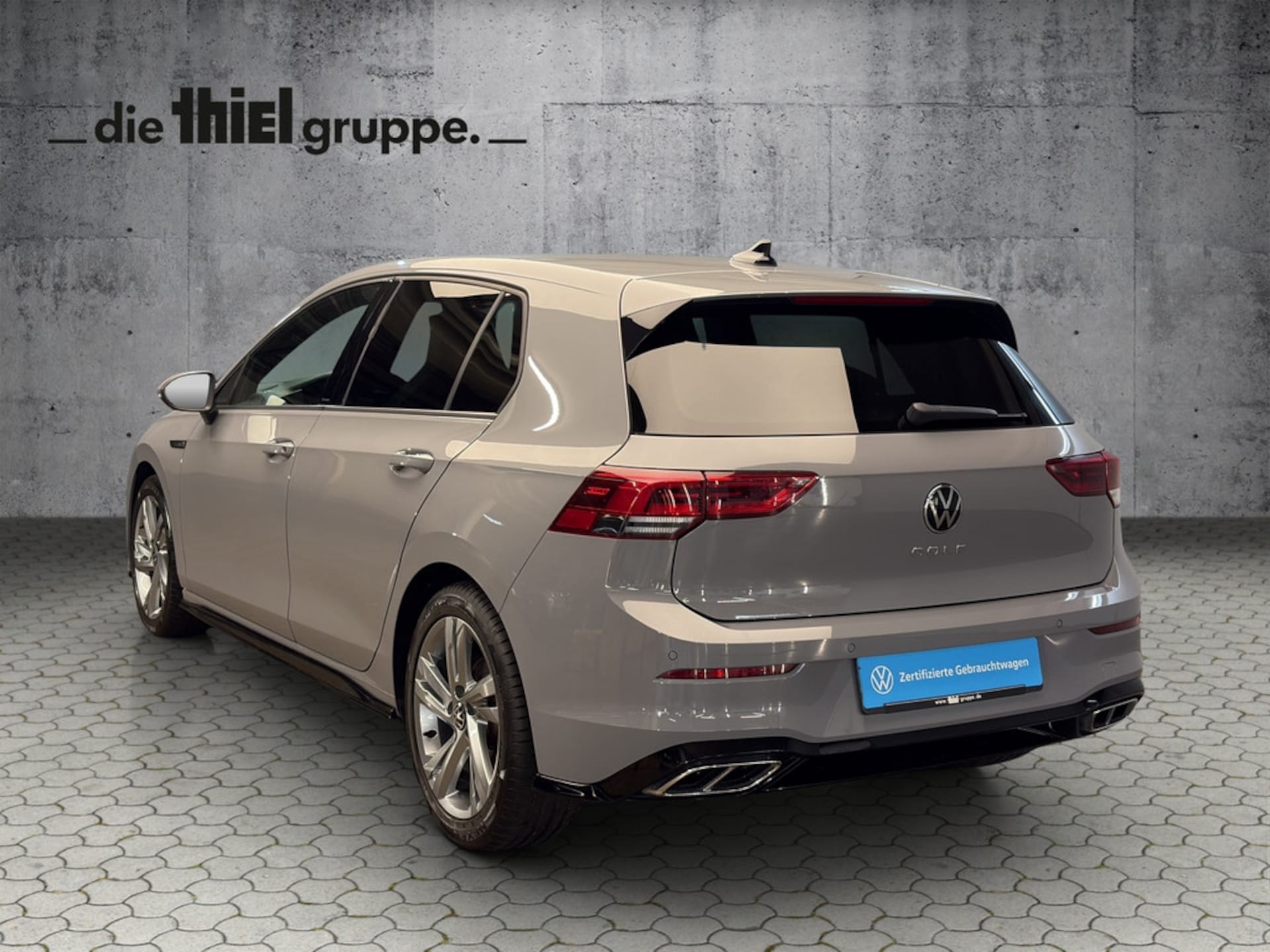 Volkswagen Golf R-Line