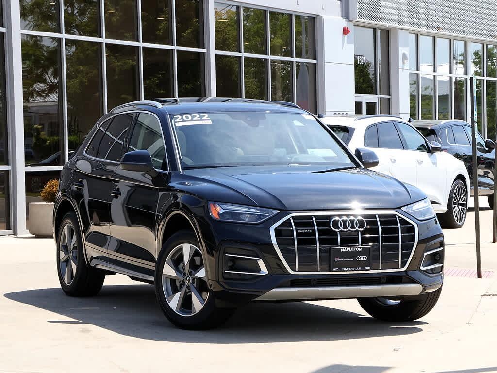2022 Audi Q5 40 Premium Plus's photo
