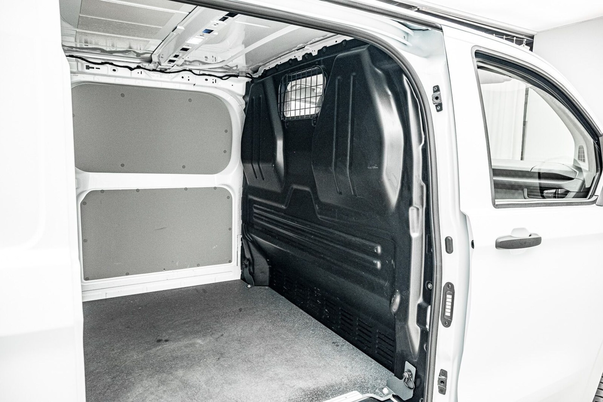 Volkswagen Transporter Kasten kurzer Radstand