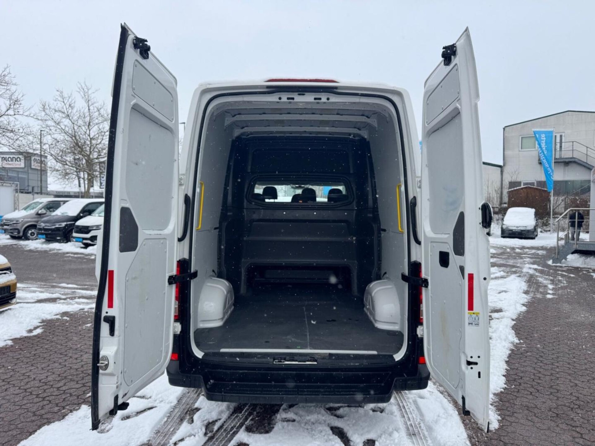 Volkswagen Crafter Kasten mittlerer Radstand