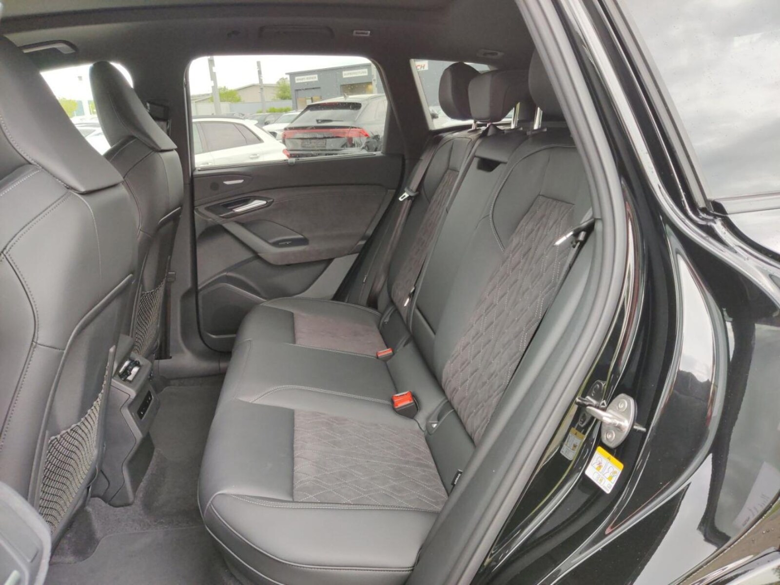 Audi Q6 e-tron – Bild 11