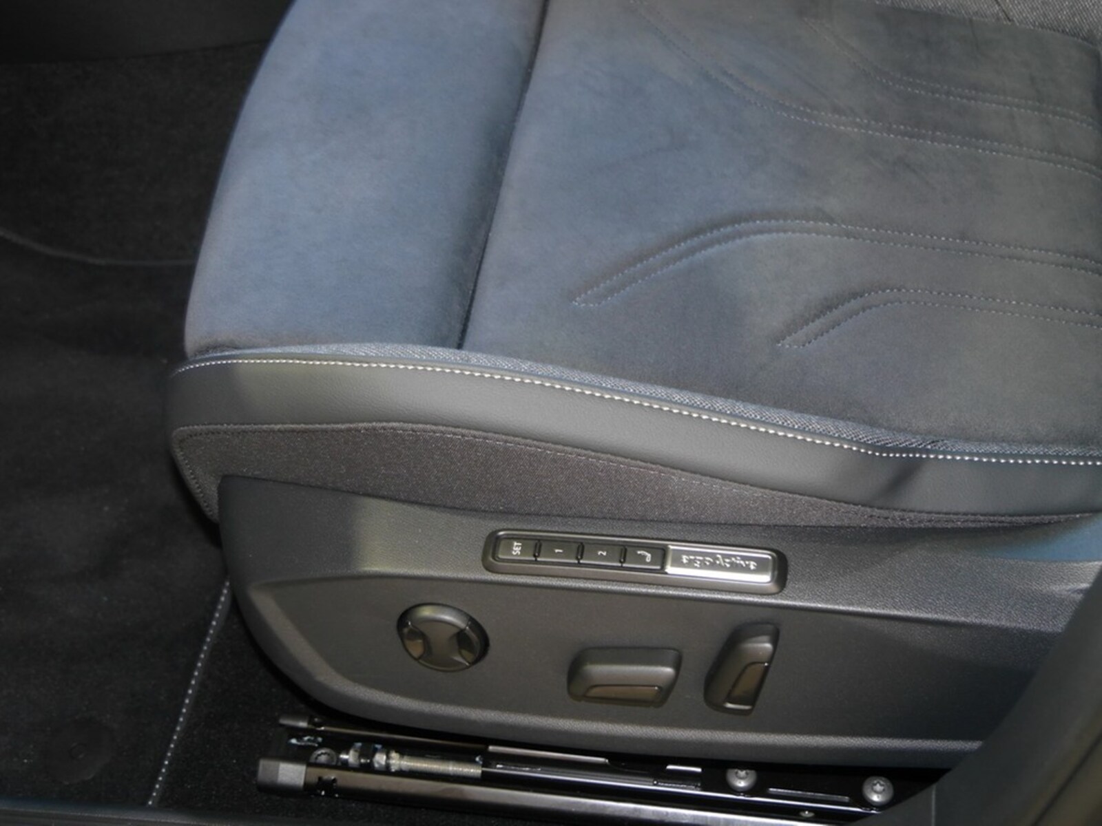 Volkswagen Golf Variant – Bild 12