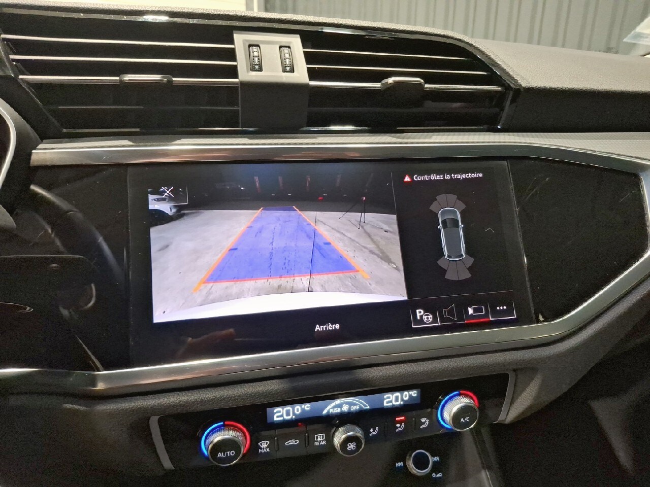 Image about Audi Q3 Business Line 35 TDI 110 kW (150 ch) S tronic