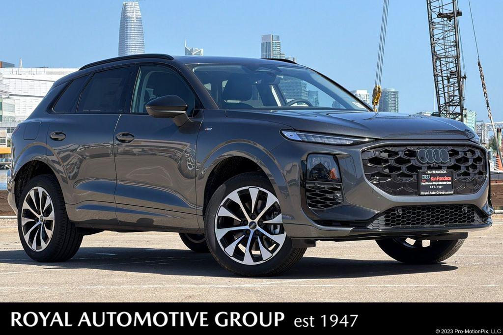2026 Audi Q3 S line quattro's photo