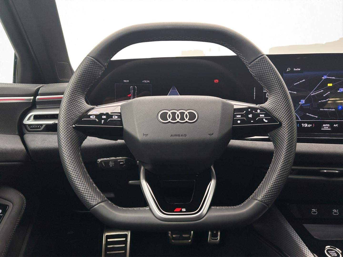 Bild über Audi A5 Avant TDI quattro 150 kW S tronic - für weitere Informationen kontaktieren Sie den Audi Partner