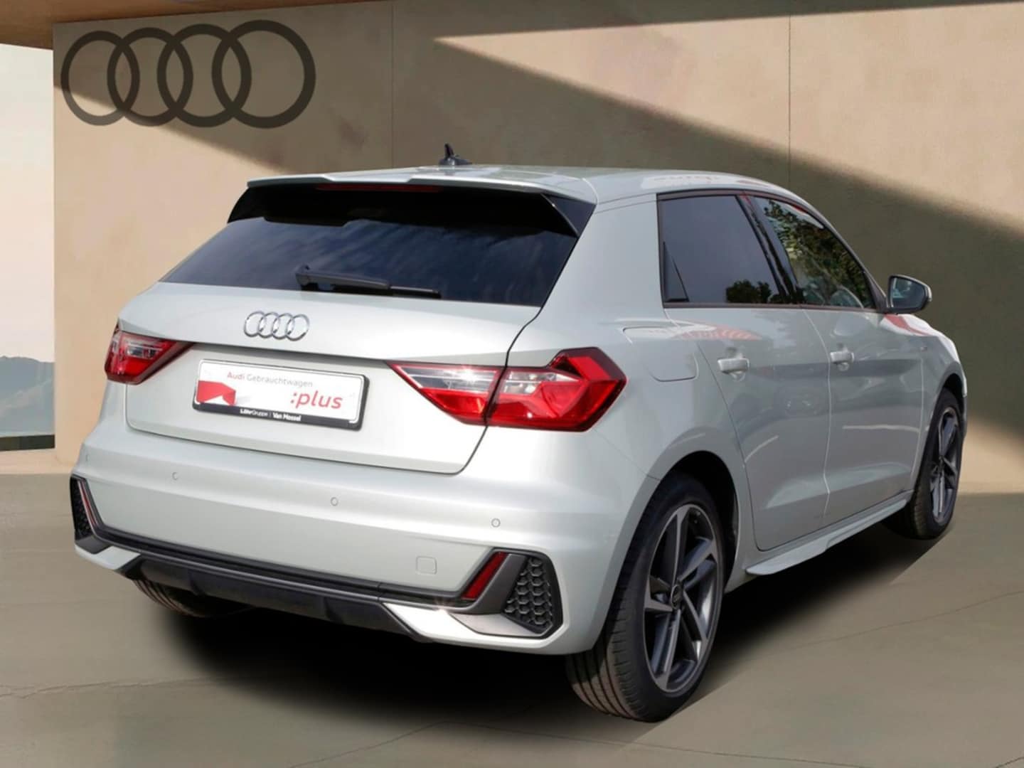 Bild über Audi A1 Sportback S line 25 TFSI S tronic - für weitere Informationen kontaktieren Sie den Audi Partner