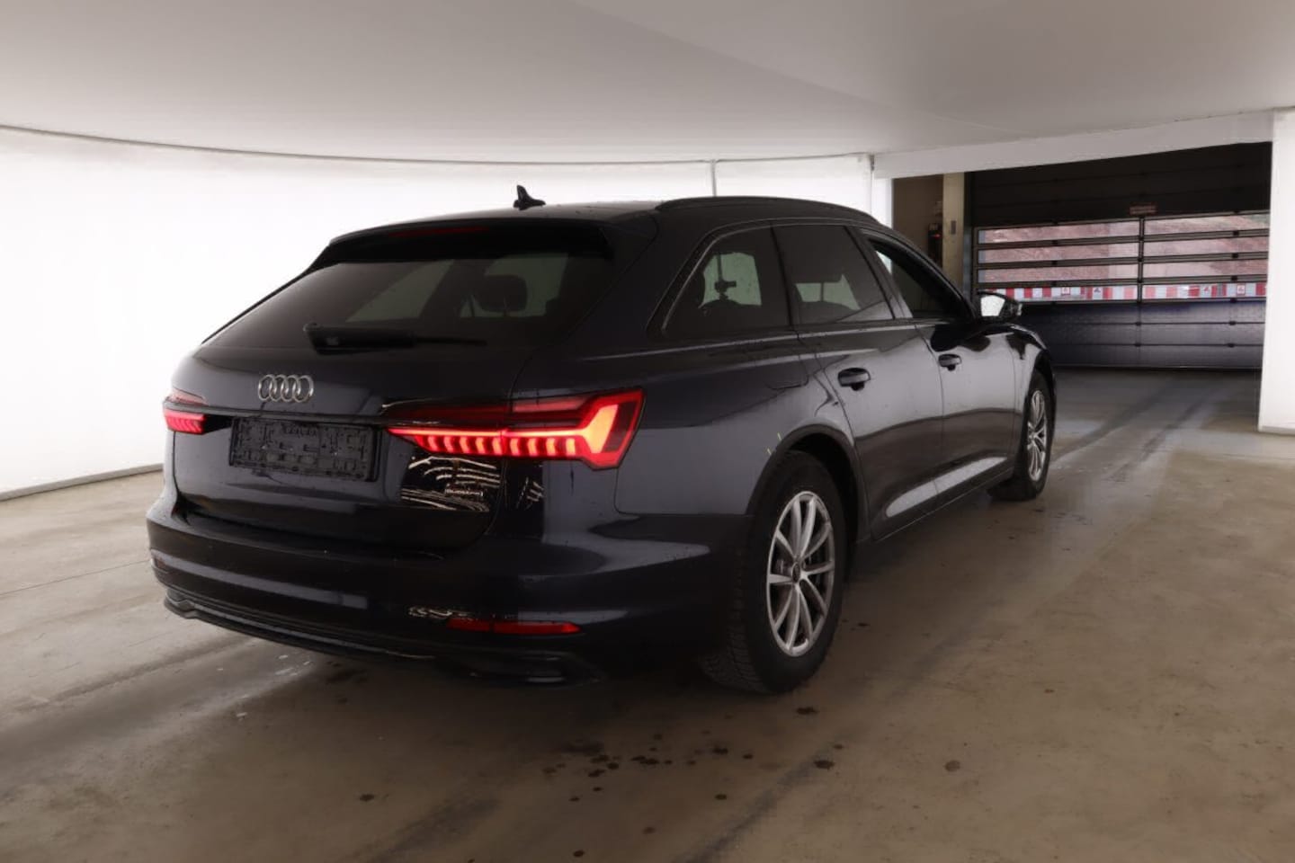 Bild über Audi A6 Avant advanced 45 TDI quattro S tronic - für weitere Informationen kontaktieren Sie den Audi Partner