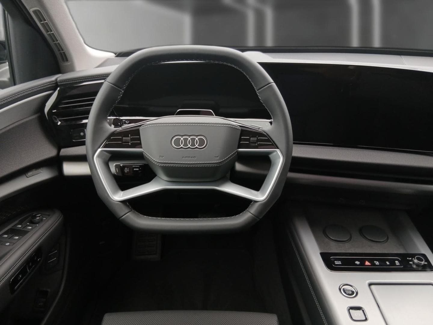 Bild über Audi Q7 SUV TDI quattro 220 kW tiptronic - für weitere Informationen kontaktieren Sie den Audi Partner
