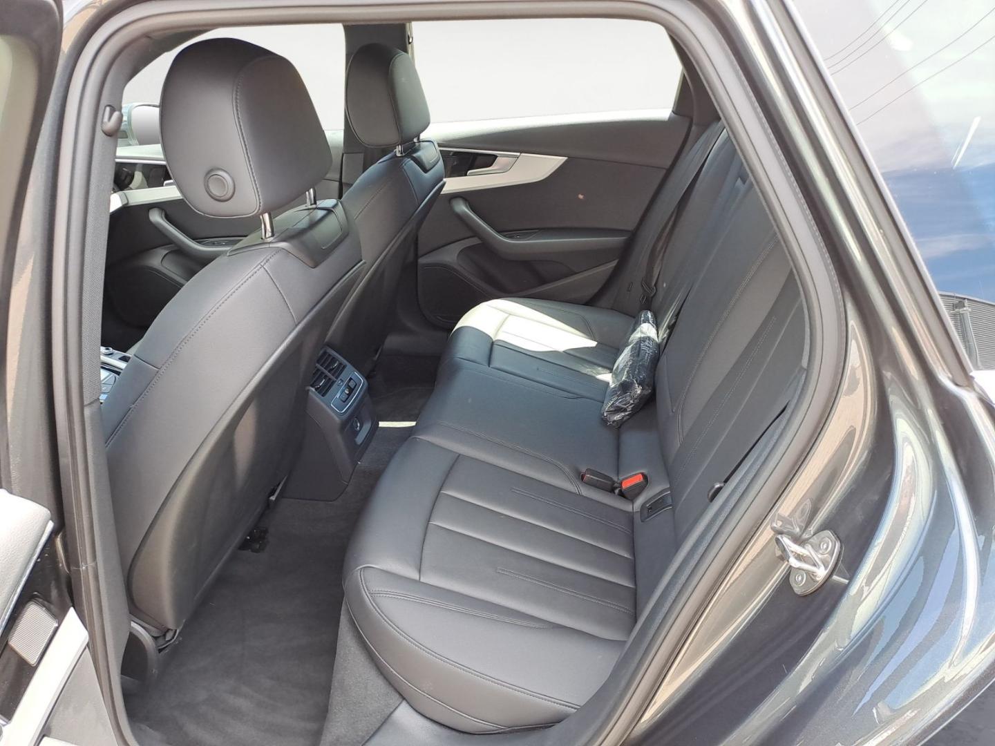 Image about Audi A4 Avant S line 35 TFSI S tronic