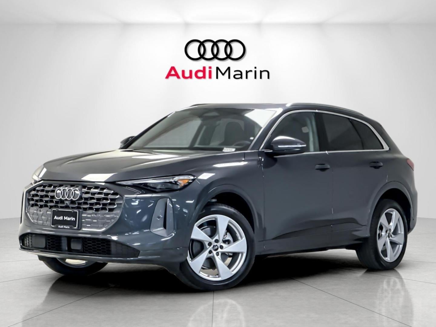 2025 Audi Q5 40 Premium Plus's photo