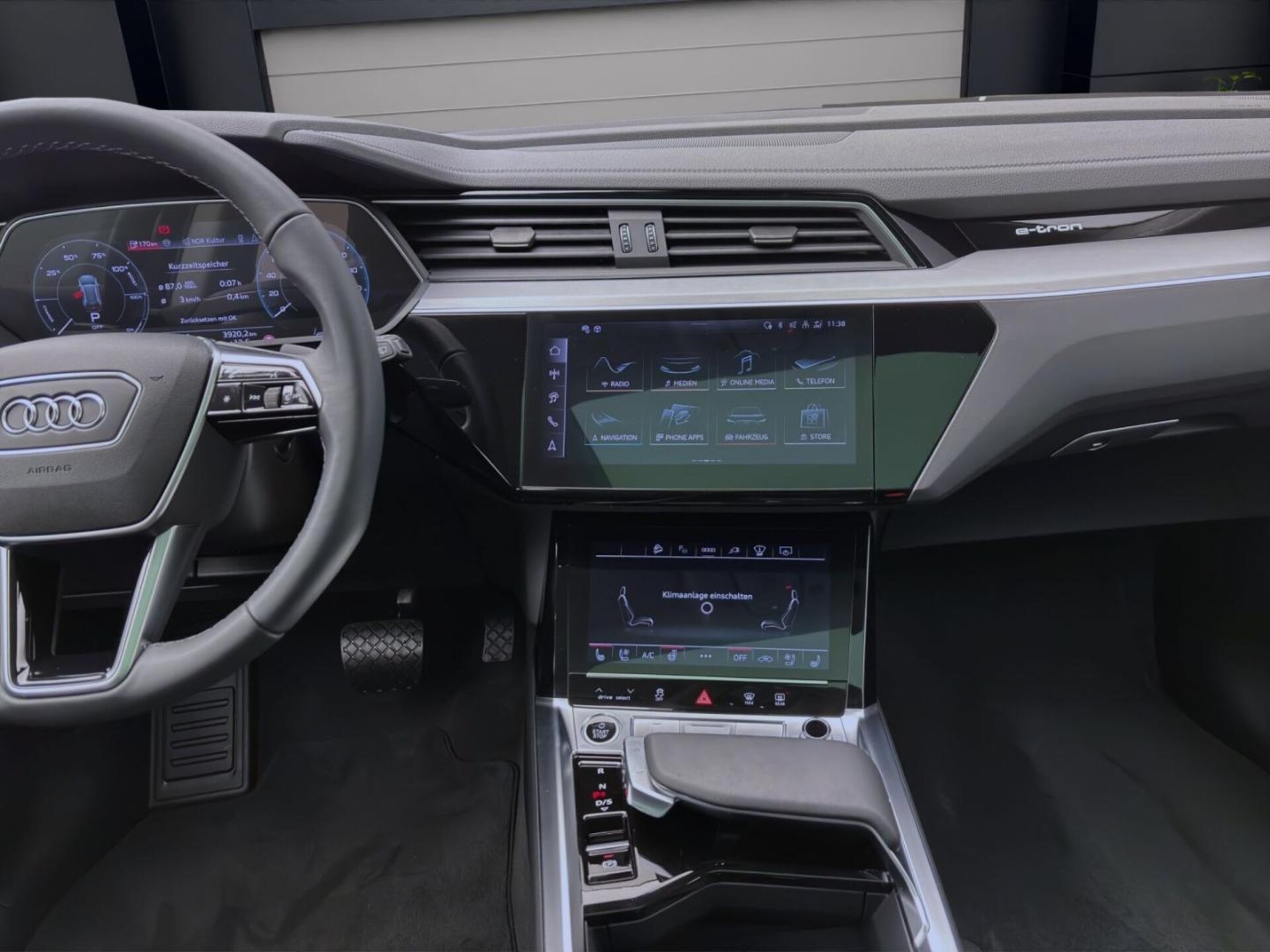 Audi Q8 e-tron Advanced