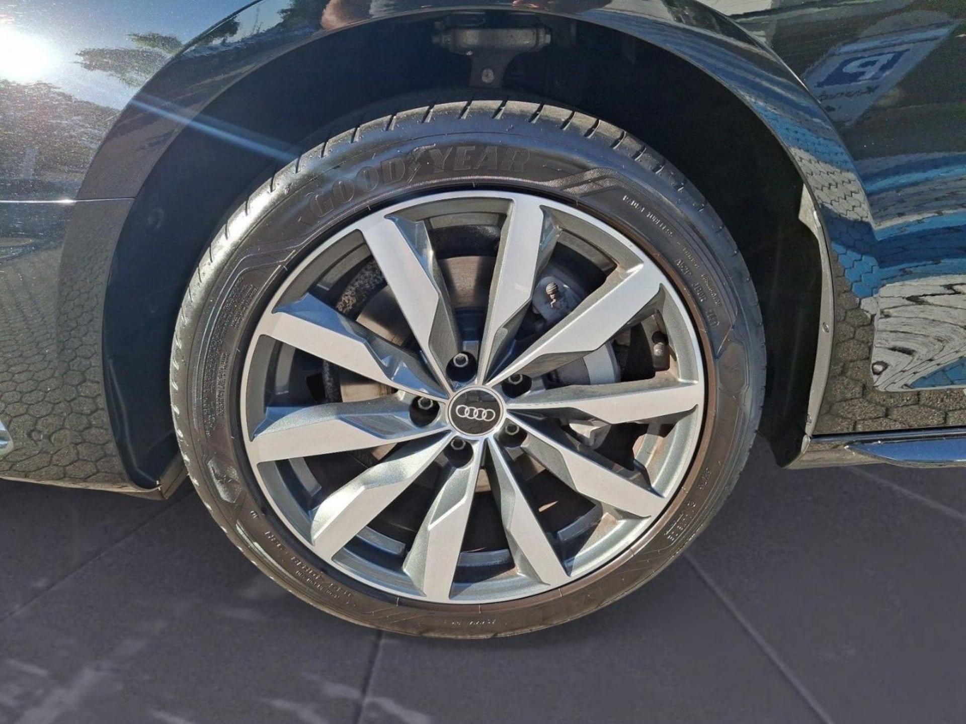Audi A4 Limousine Advanced
