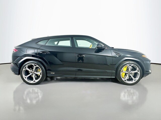 2024 Lamborghini Urus
